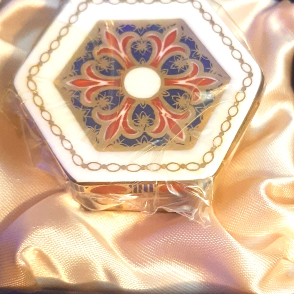Royal Crown Derby A1297 china box